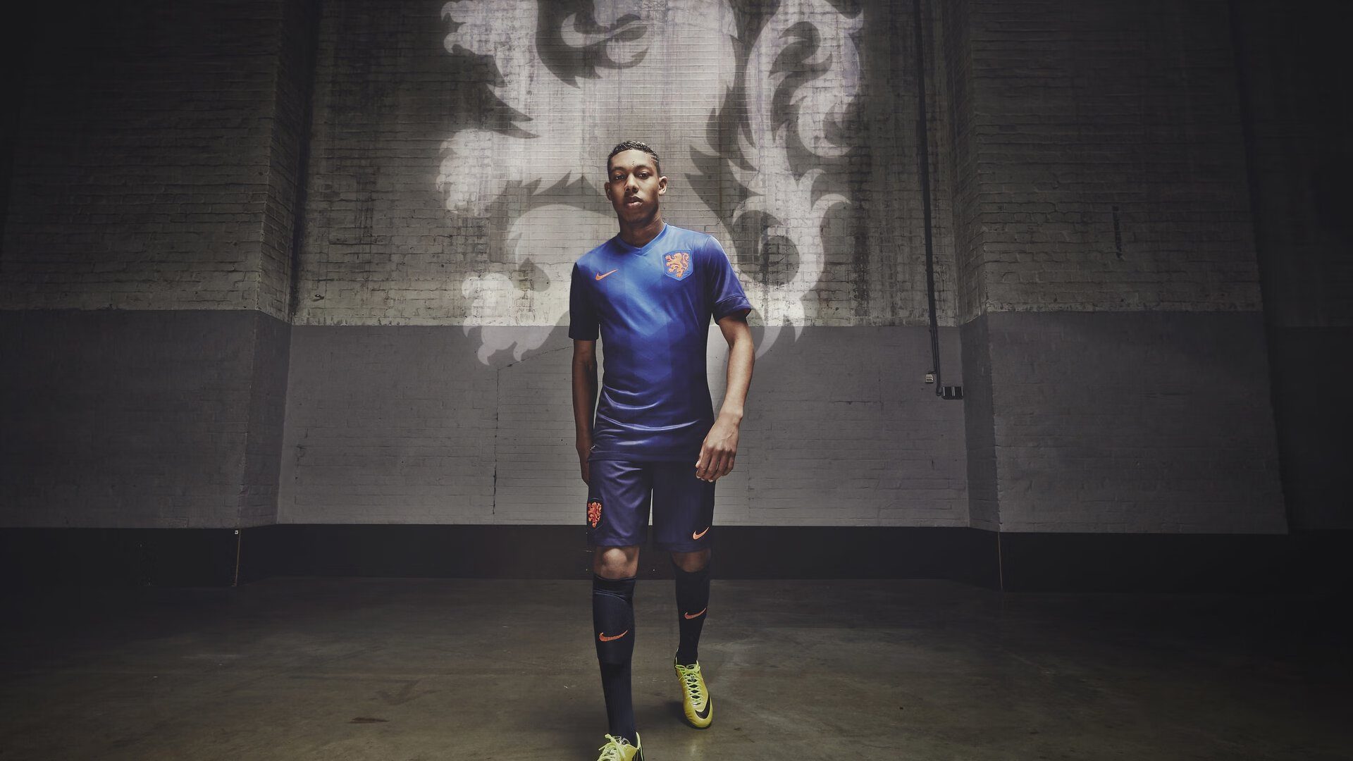 技术细节展现功底 温斯坦表现被称赞